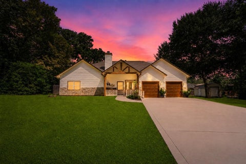 Photo of 143 Kyle Street, Onalaska, TX 77360 (MLS # 57112618)