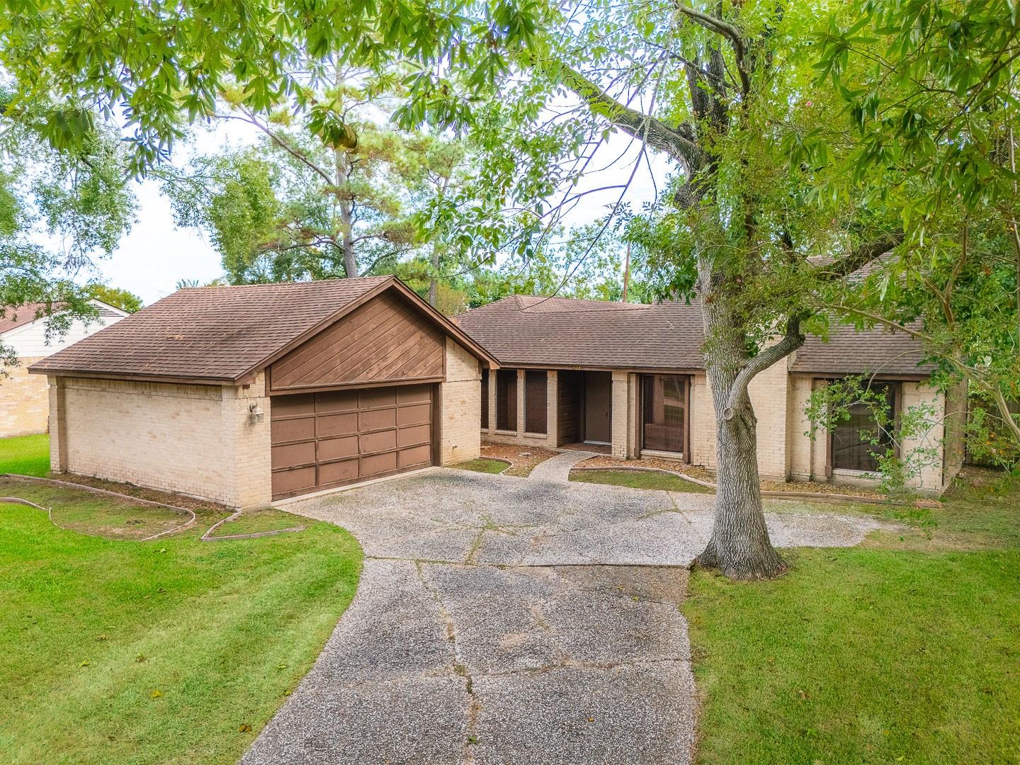 403 Red Bud Lane