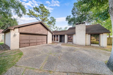 403 Red Bud Lane Baytown TX 77520