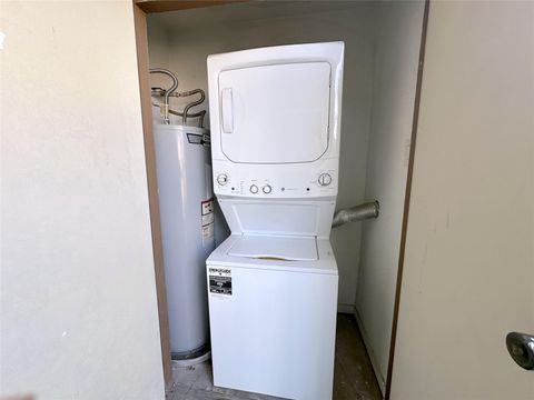 Tiny photo for 8100 Cambridge Street #104, Houston, TX 77054 (MLS # 9304864)