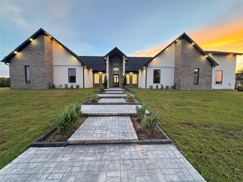 Photo of 14260 Hargrove Lane, Washington, TX 77880 (MLS # 34228349)