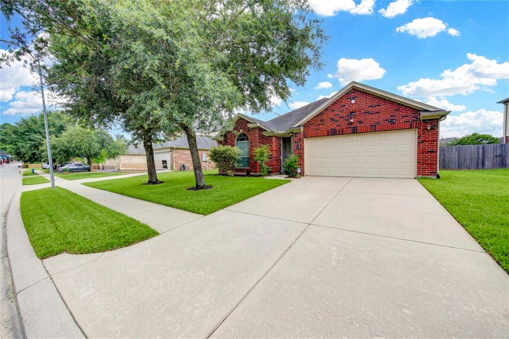 Photo of 14027 Coveney Drive, Houston, TX 77090 (MLS # 12349182)