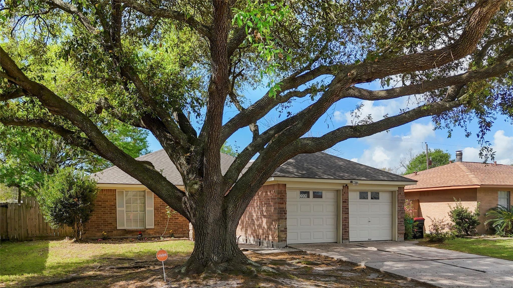 2205 Buchanan Drive