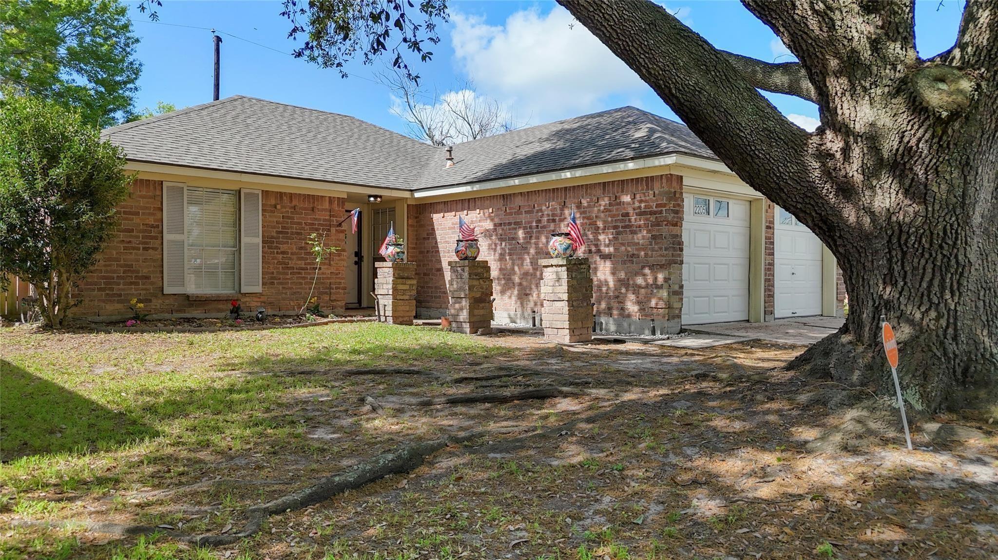 2205 Buchanan Drive