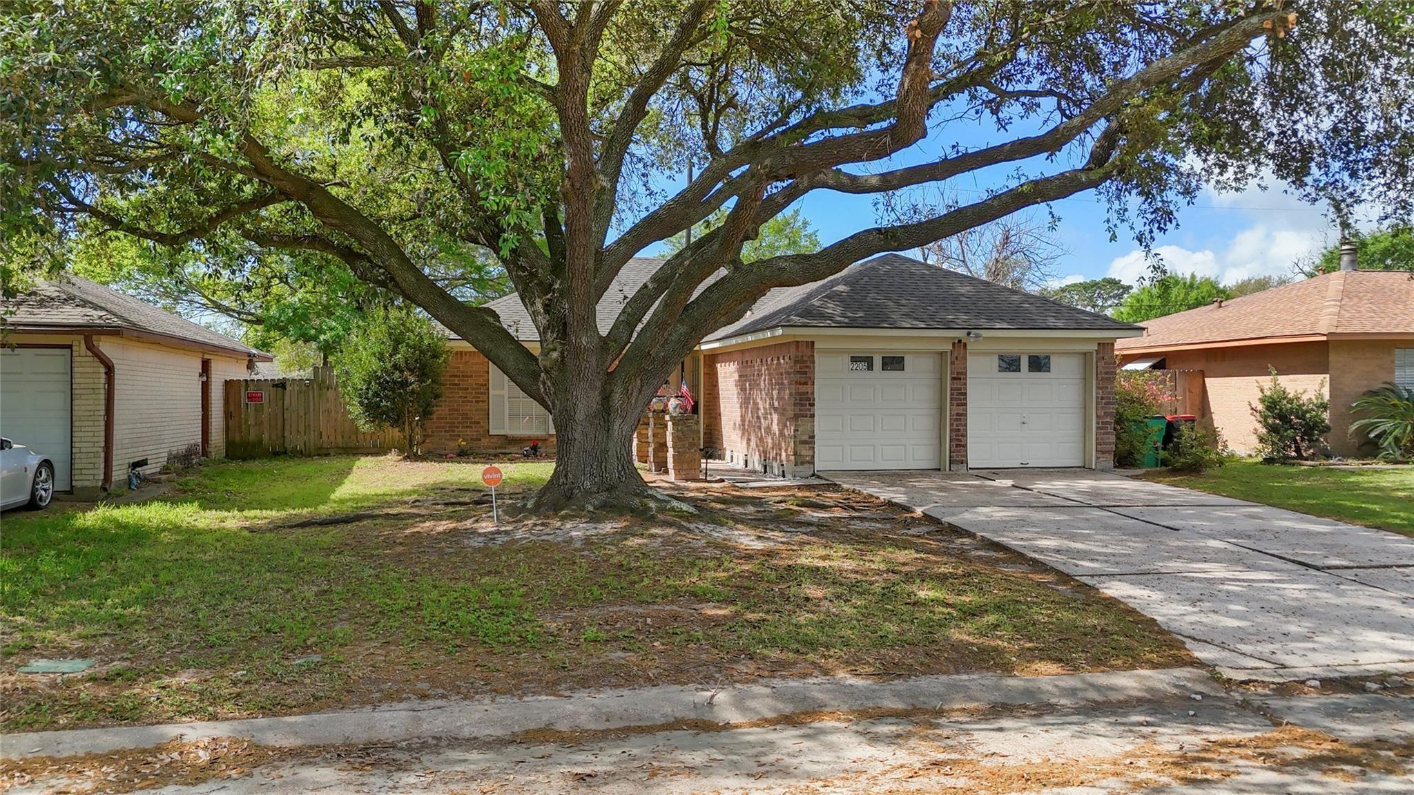 2205 Buchanan Drive