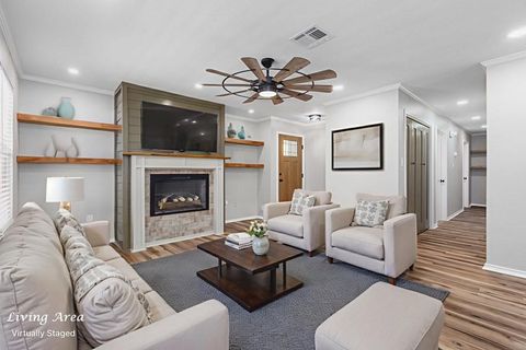 Homes For Sale - 119 Oklahoma Street St<br/> Huntington, TX 75949