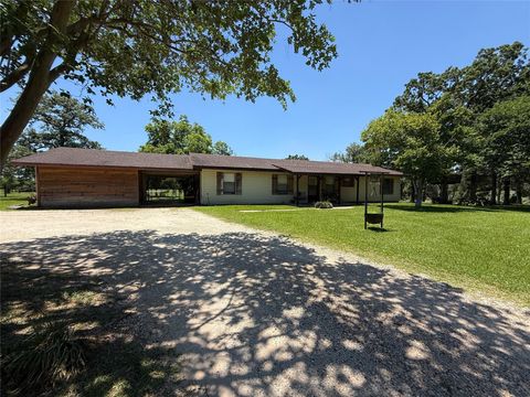 Photo of 10308 Farm Market 831, Buffalo, TX 75831 (MLS # 70610165)