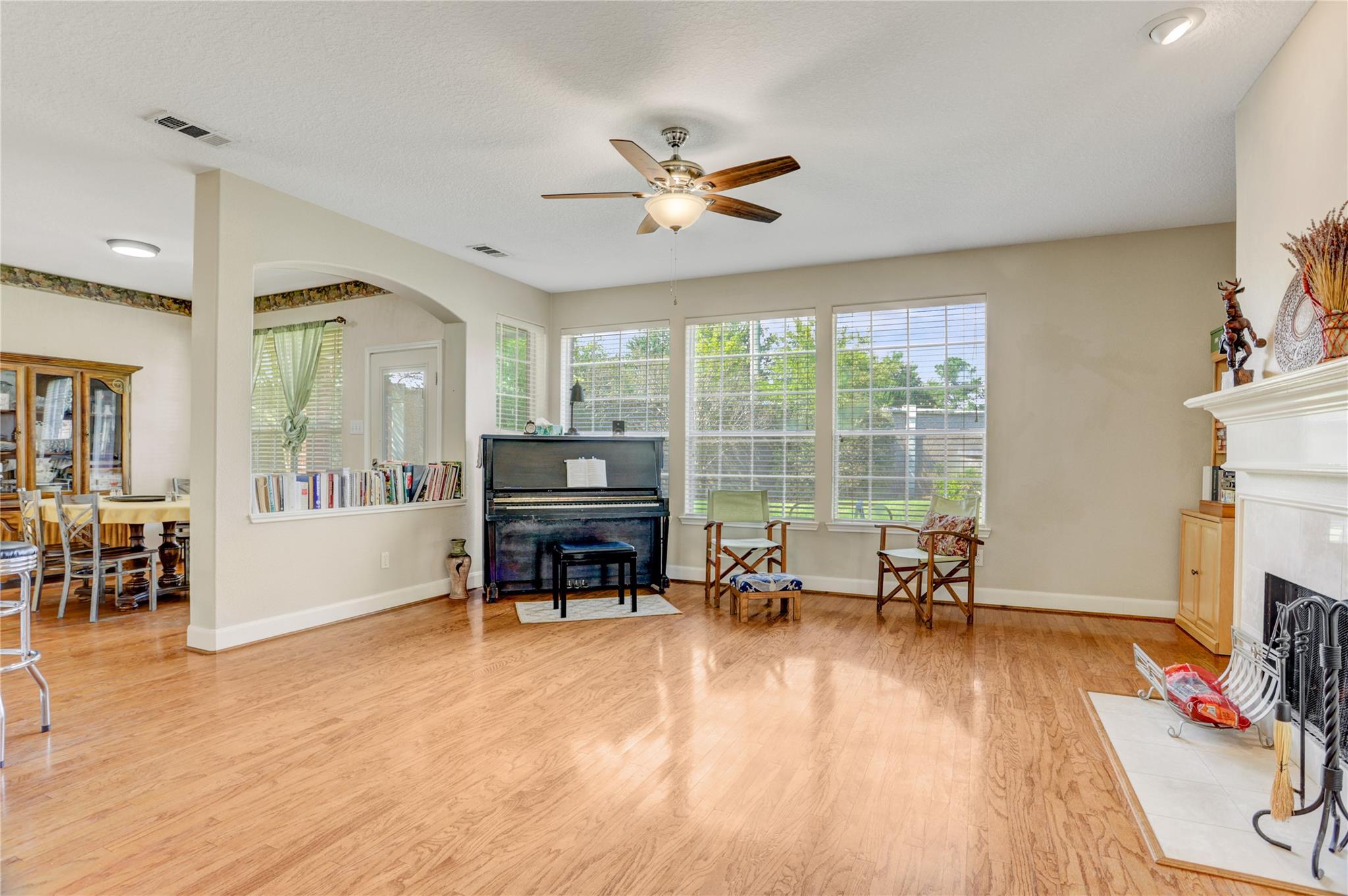 1505 Maple Leaf Court