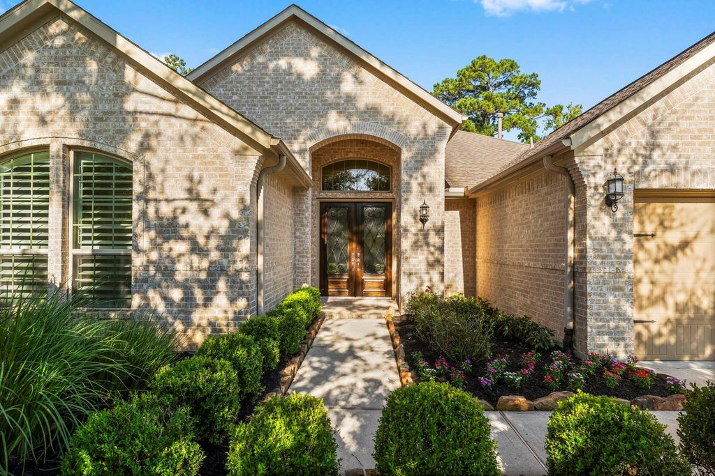 Photo of 8 S Elderberry Trail, Montgomery, TX 77316 (MLS # 14263972)