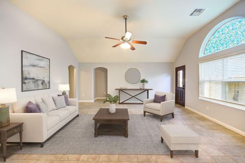 2102 Indian Clearing Trail Rosenberg TX 77471