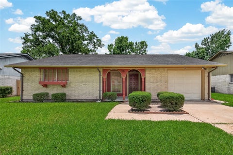 Photo of 5206 Olana Drive, Houston, TX 77032 (MLS # 18947767)