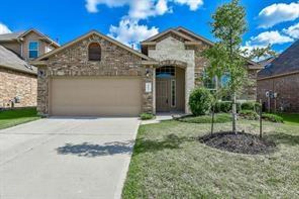 Photo of 8806 Alicia Drive, Tomball, TX 77375 (MLS # 97663713)