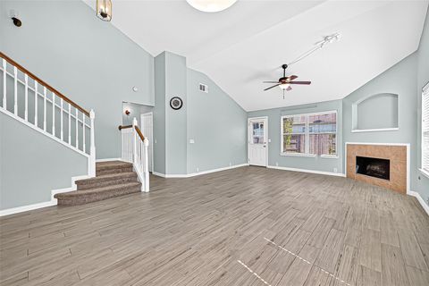 Photo of 4730 Pin Oak Creek Lane, Houston, TX 77345 (MLS # 67949104)