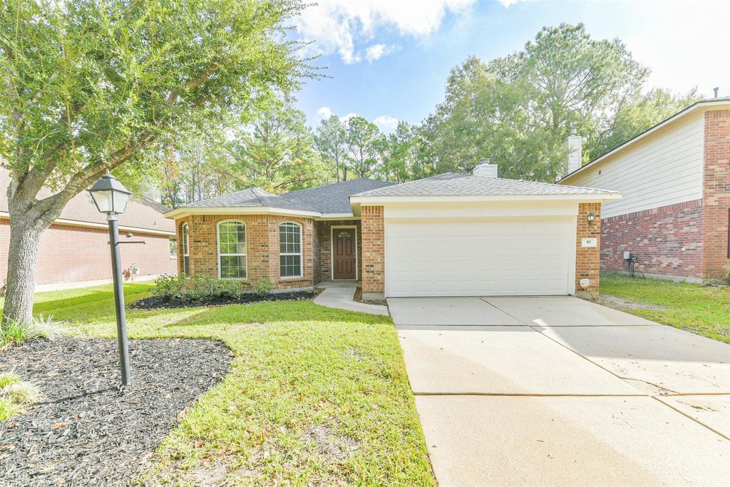 Photo of 42 Prairie Oak Drive, Conroe, TX 77385 (MLS # 3020450)
