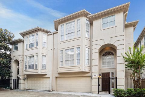 909 Reinicke Street Houston TX 77007