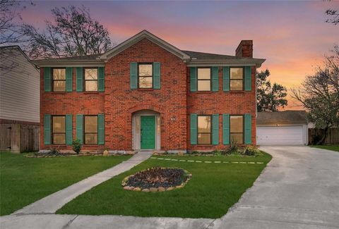 Photo of 810 Noble Springs Road, Houston, TX 77062 (MLS # 74838358)