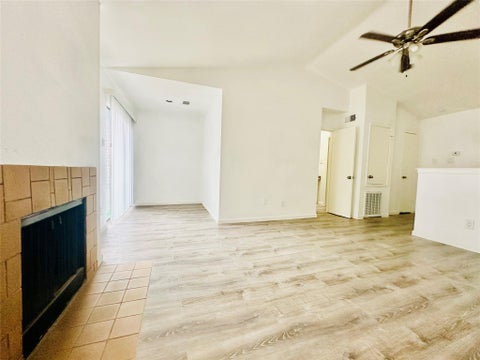 Photo of 6633 W Airport Boulevard #1303, Houston, TX 77035 (MLS # 85850975)