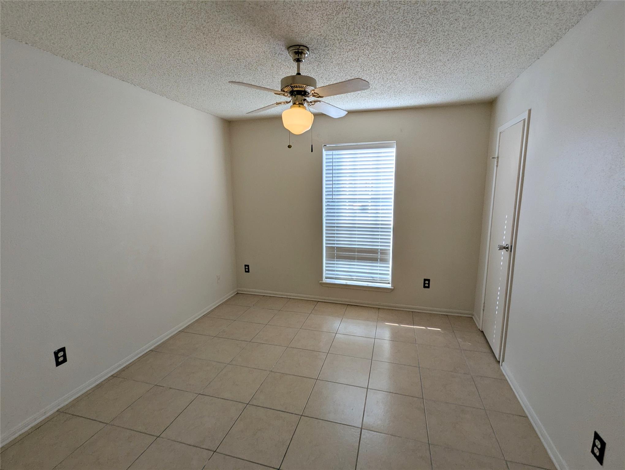 2120 El Paseo Street 2607