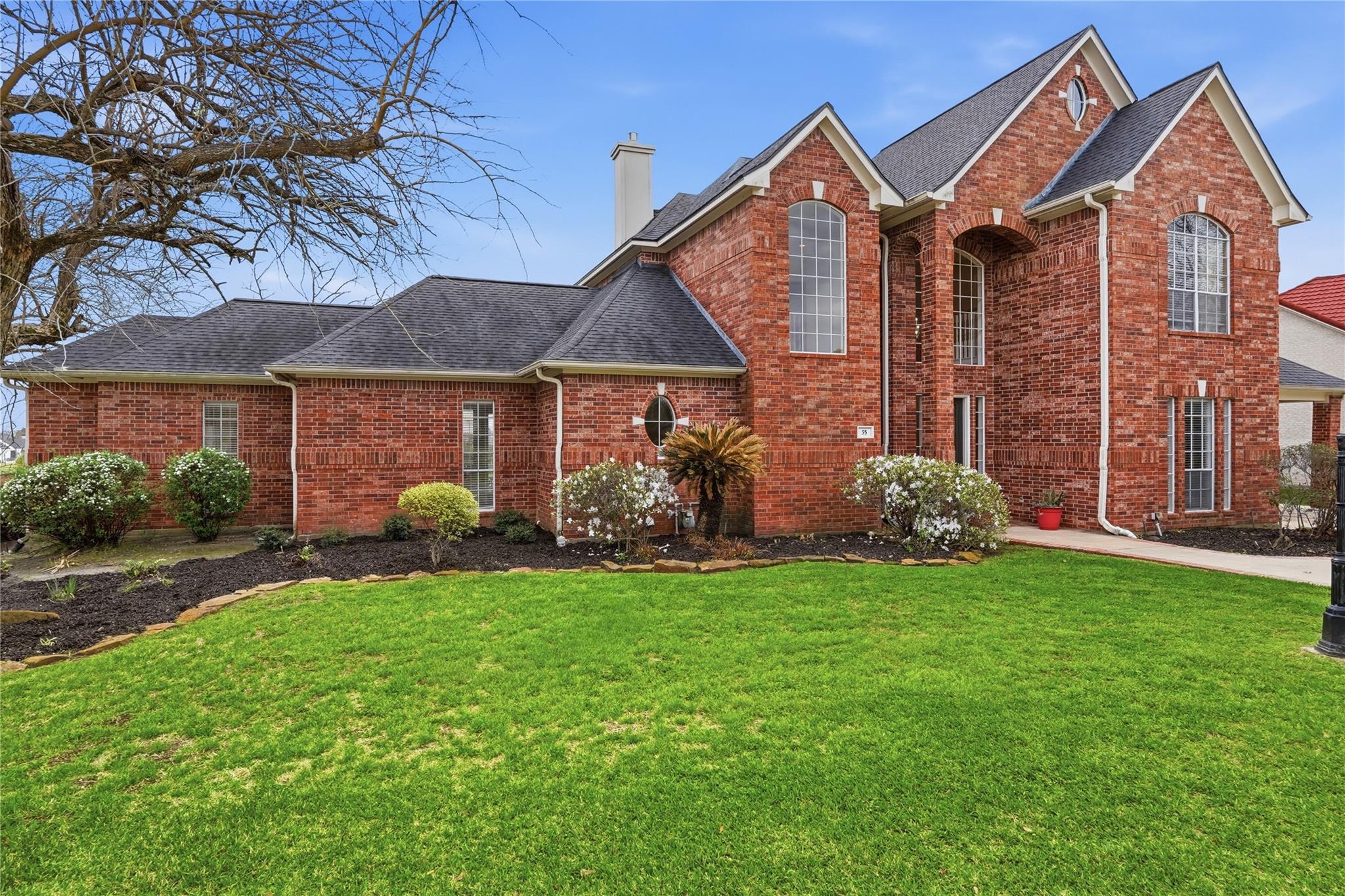 55 Monterrey Road E