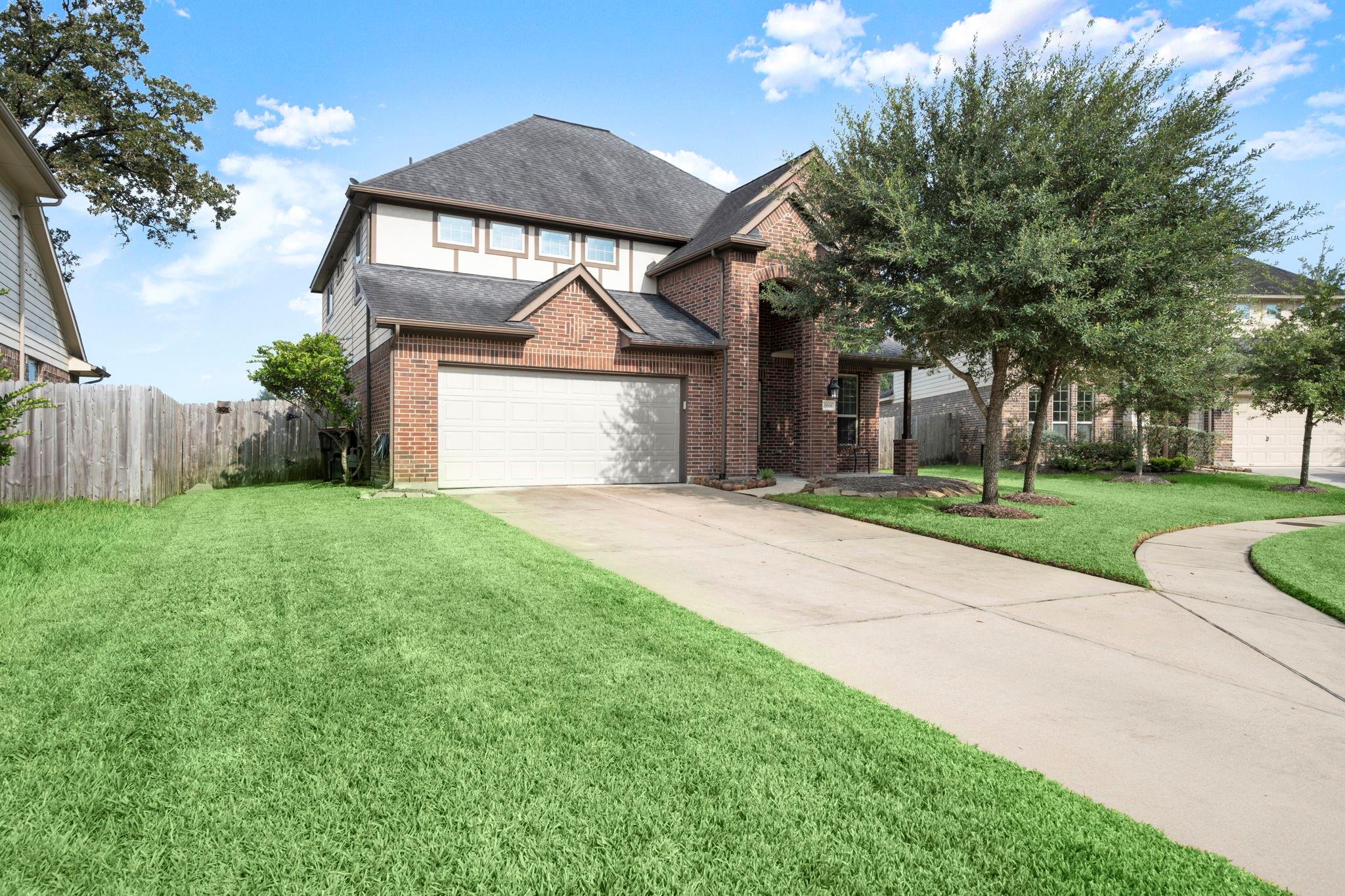 15606 Whispering Green Drive