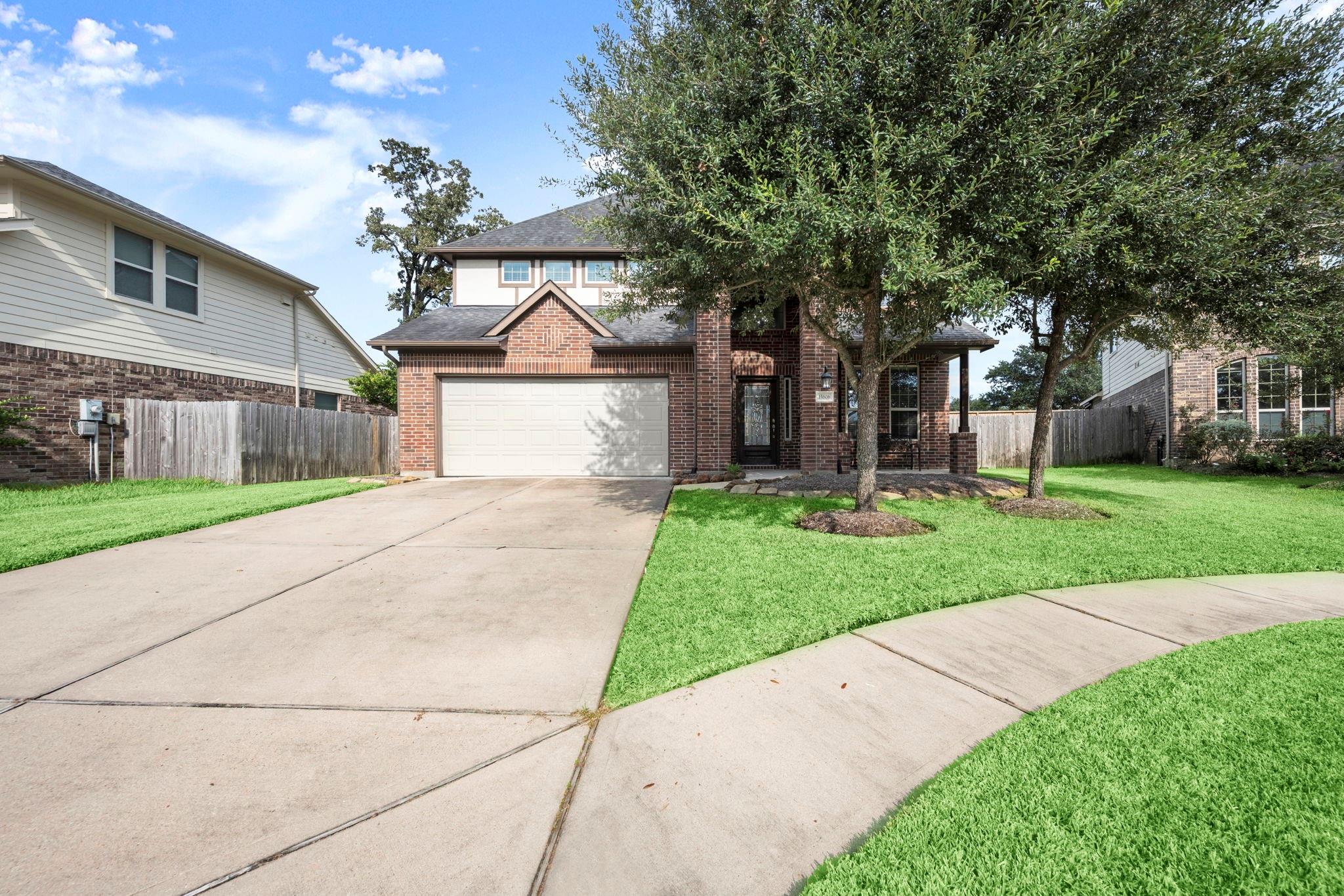 15606 Whispering Green Drive