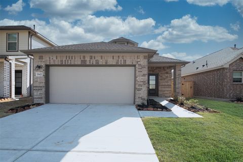 Photo of 18422 Running Shadow Court, Hockley, TX 77447 (MLS # 61081377)