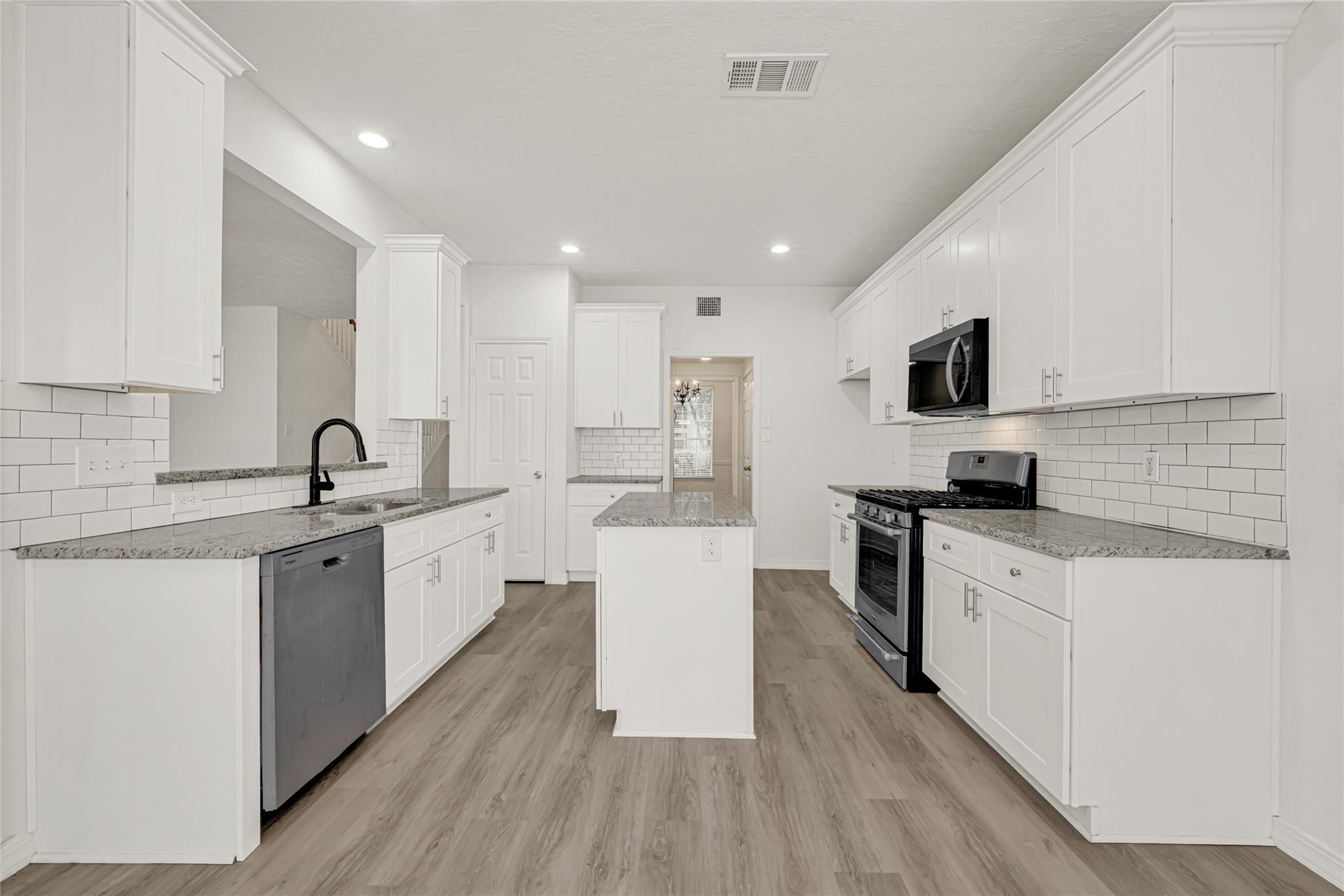 7314 Wooded Lake Lane
