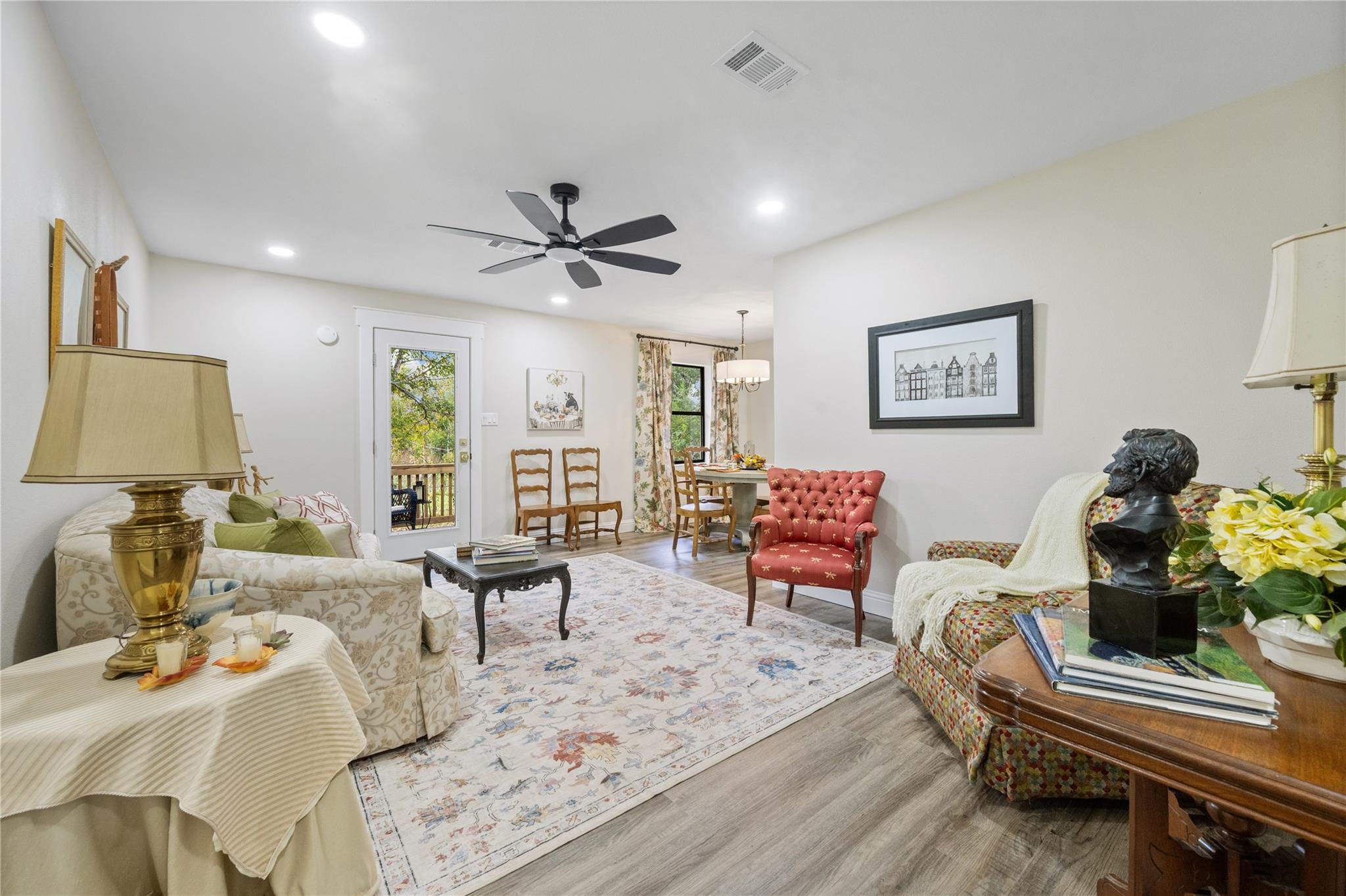 1109 N Beatty Avenue