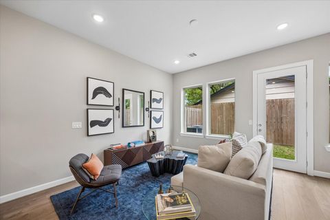Tiny photo for 5214 Amber Sunrise Drive Dr, Houston, TX 77018 (MLS # 78331808)