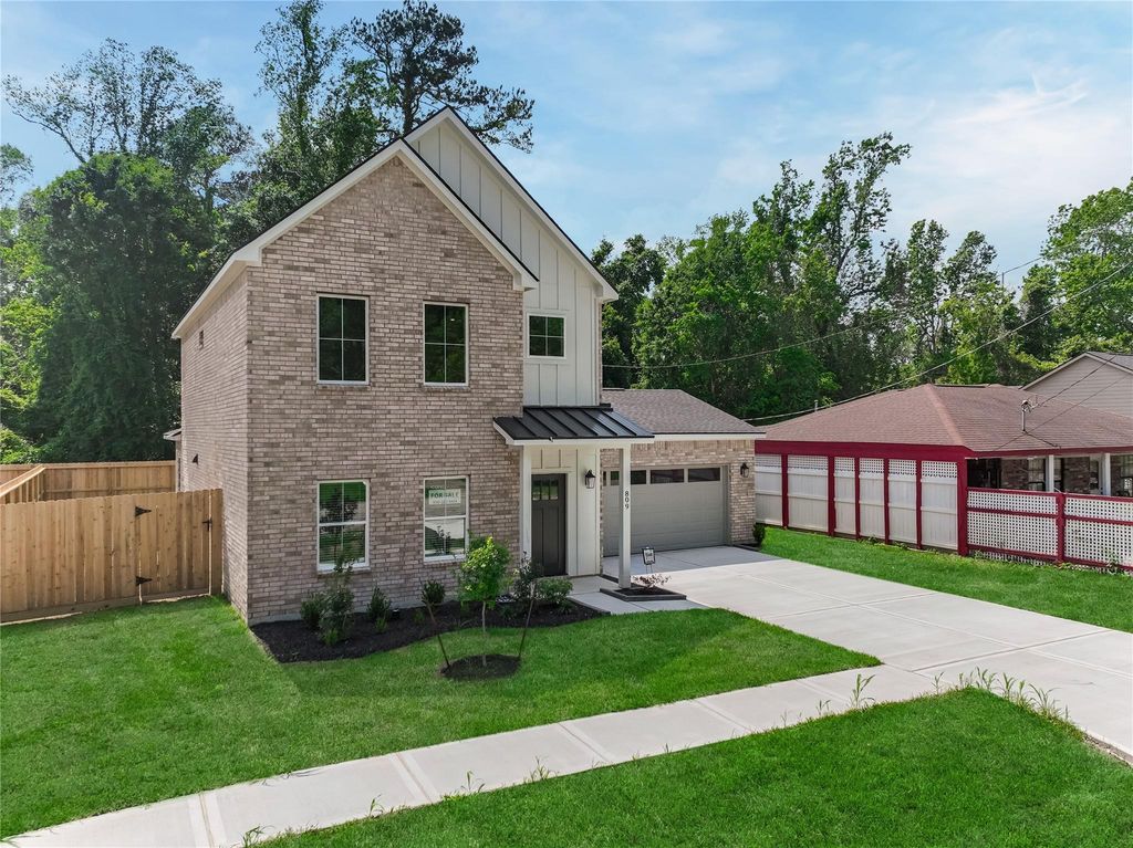 Photo of 809 S Colbert Street, Dayton, TX 77535 (MLS # 43165280)