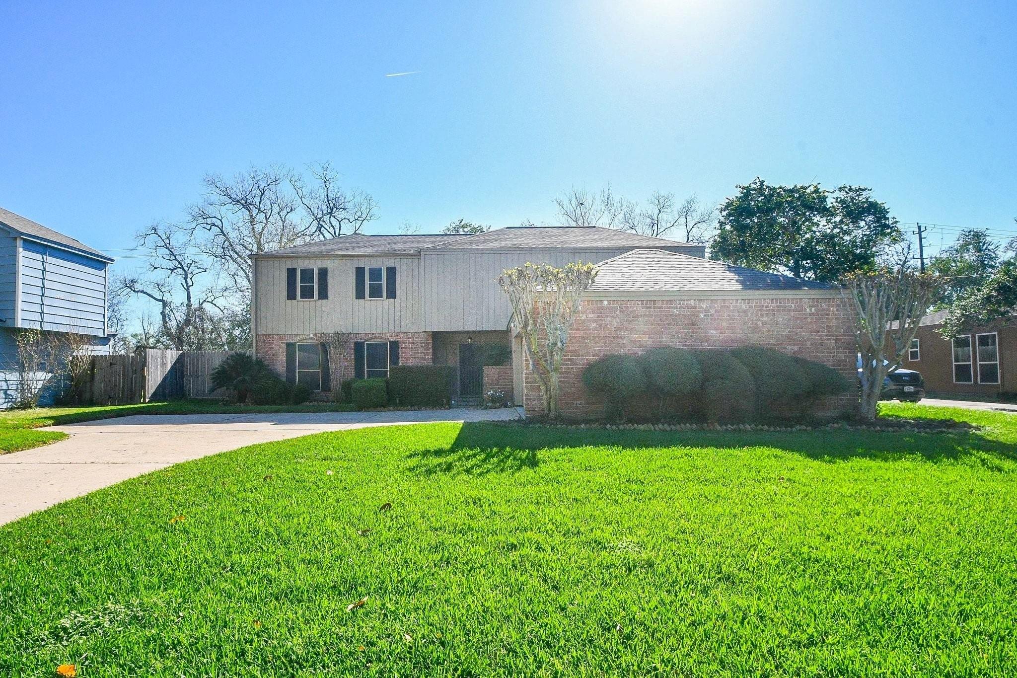3611 W Creek Club Dr