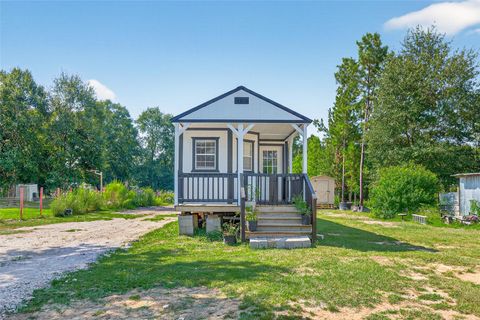 Photo of 1728 County Road 340, Cleveland, TX 77365 (MLS # 98863161)