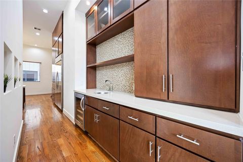 Tiny photo for 1730 Wentworth Street, Houston, TX 77004 (MLS # 12608251)