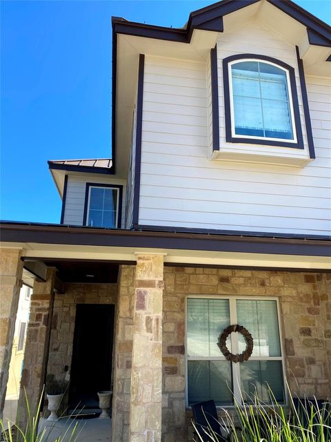 Photo of 1180 Rip Jay Circ Circle, Canyon Lake, TX 78133 (MLS # 41322947)