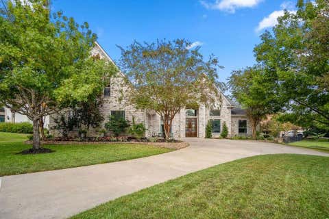 Homes For Sale - 26 Brookgreen Circle<br/> Montgomery, TX 77356