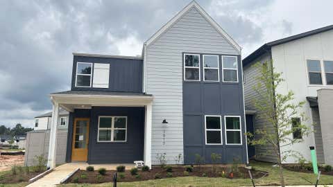 Townhouse For Sale - 7810 Longhorn Ballroom Drive<br/> Montgomery, TX 77316