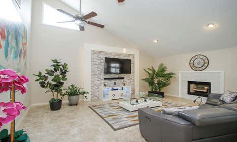 Photo of 2110 Woodland Park Drive, Houston, TX 77077 (MLS # 17098398)