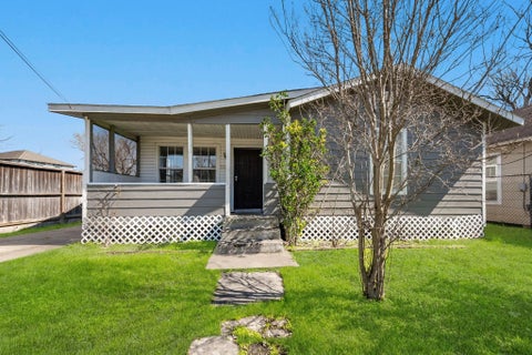 Photo of 214 N Hagerman Street, Houston, TX 77011 (MLS # 25425716)