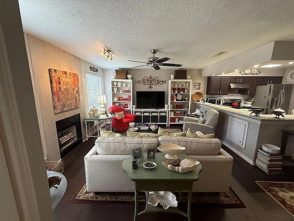 12755 Mill Ridge Drive 518