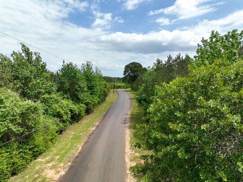 Vacant Land For Sale - 16 Cr 2140<br/> Houston County, Crockett, TX 75835