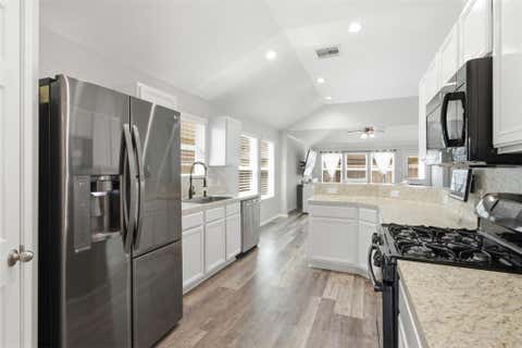 Photo of 9951 Chimney Swift Lane, Conroe, TX 77385 (MLS # 35845626)