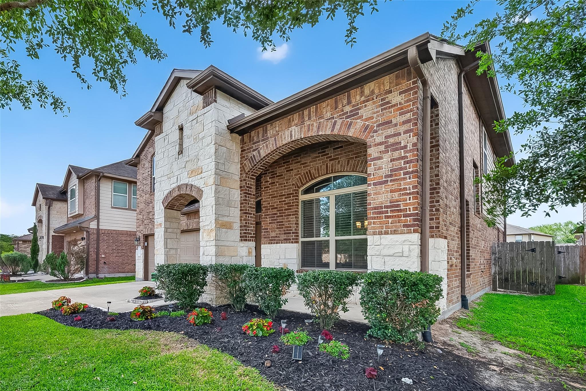 29011 Dryander Forest Court