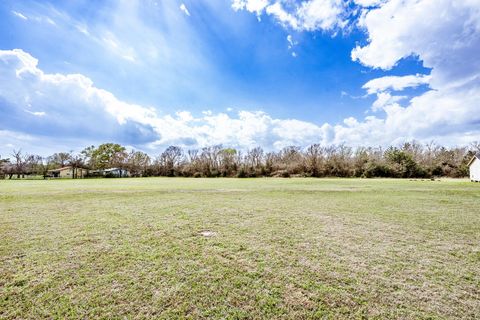 Tiny photo for 20471 Roy Hall Road, Bedias, TX 77831 (MLS # 56101523)