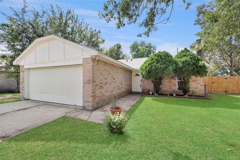 Photo of 23911 Lestergate Drive, Spring, TX 77373 (MLS # 32939763) Photo of 23911 Lestergate Drive, Spring, TX 77373 (MLS # 32939763)