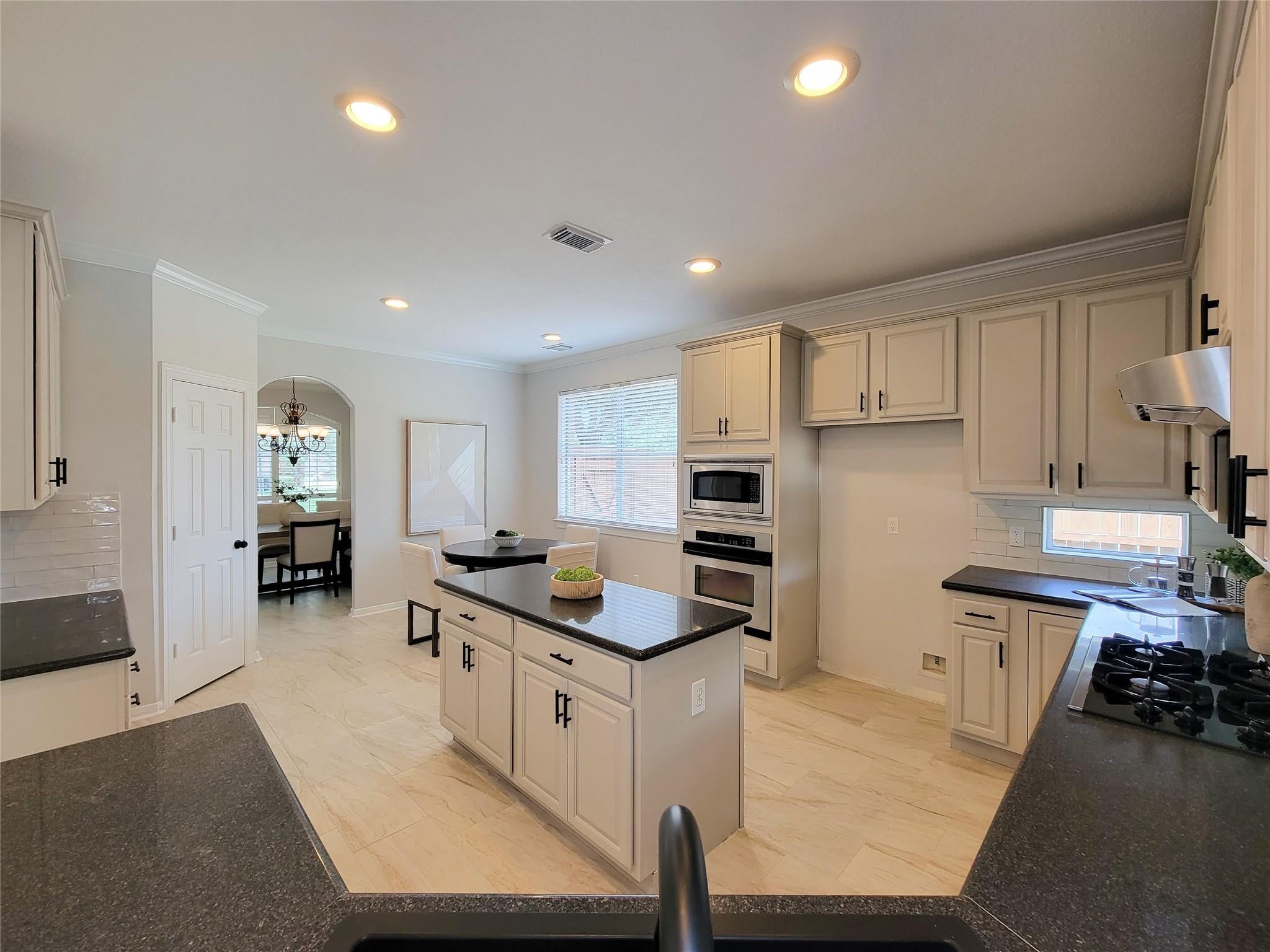 7403 Marvel Oak Court