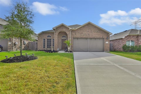 Photo of 8026 Brooks Crossing Drive, Baytown, TX 77521 (MLS # 8058260)