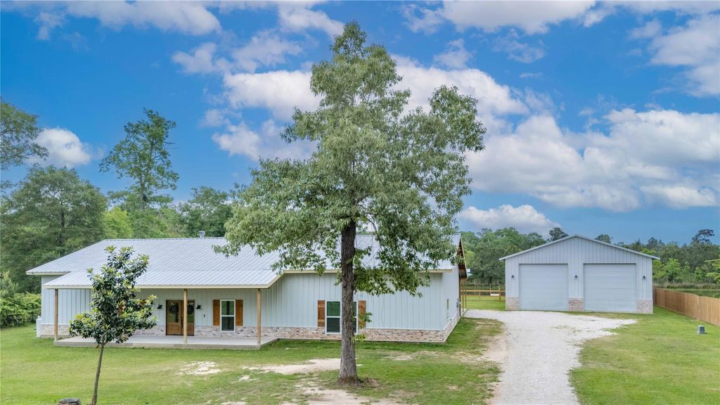 Photo of 11542 Ward Road, Cleveland, TX 77328 (MLS # 91043070)
