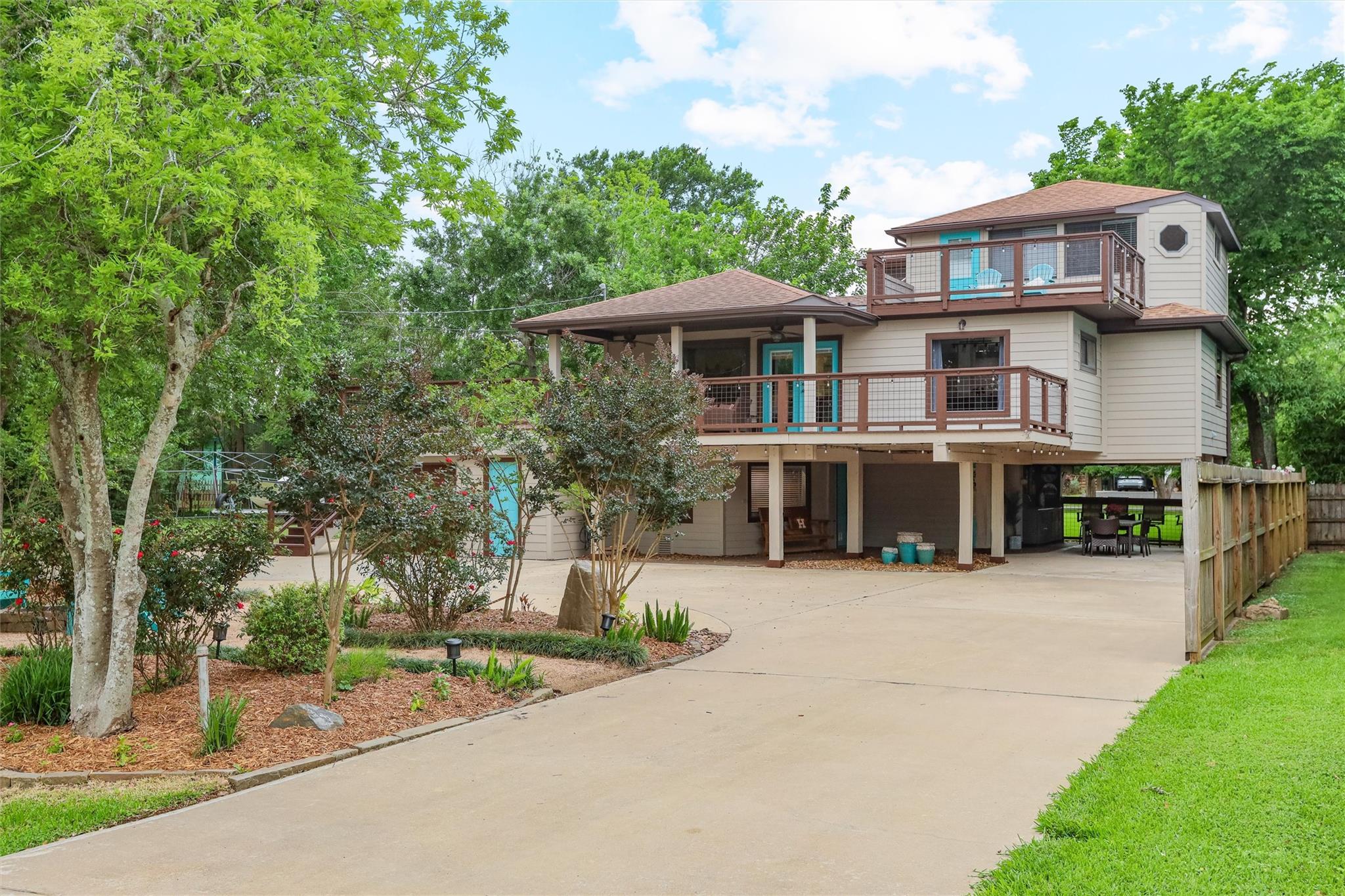 224 Clear Lake Road