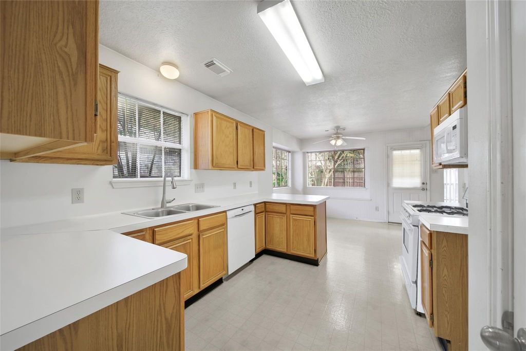 Photo of 19110 Timber Way Drive, Humble, TX 77346 (MLS # 76368135)