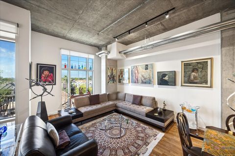 Tiny photo for 1616 Fountain View Drive #505, Houston, TX 77057 (MLS # 92571203)